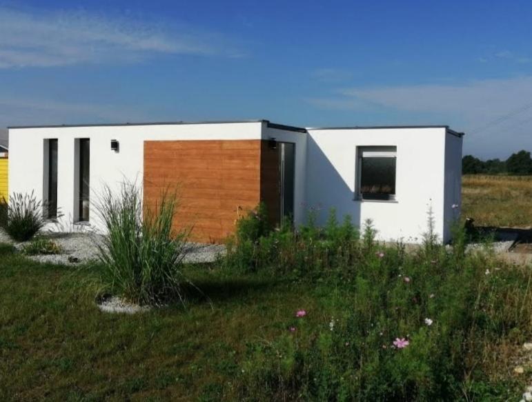 Domek Pod Lasem ออปอเล ภายนอก รูปภาพ